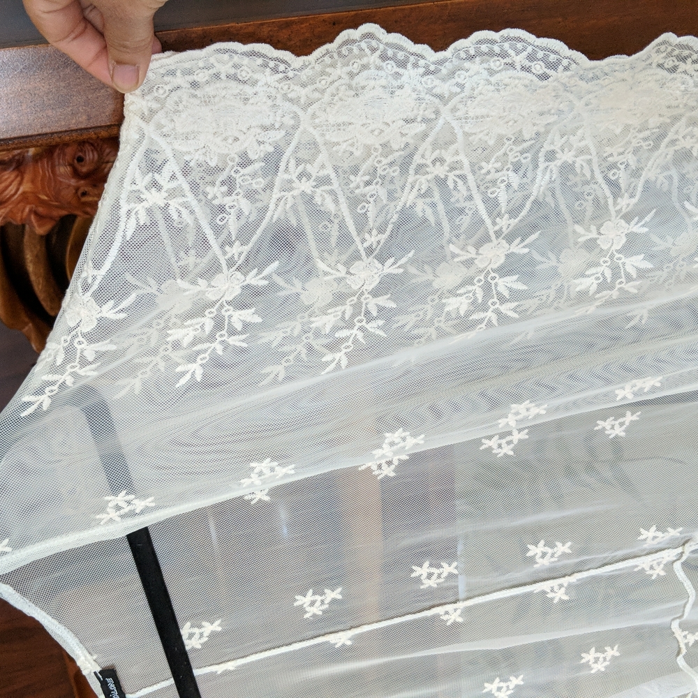 You are not alone mesh lace cover up (one size) - Picture 2 of 4